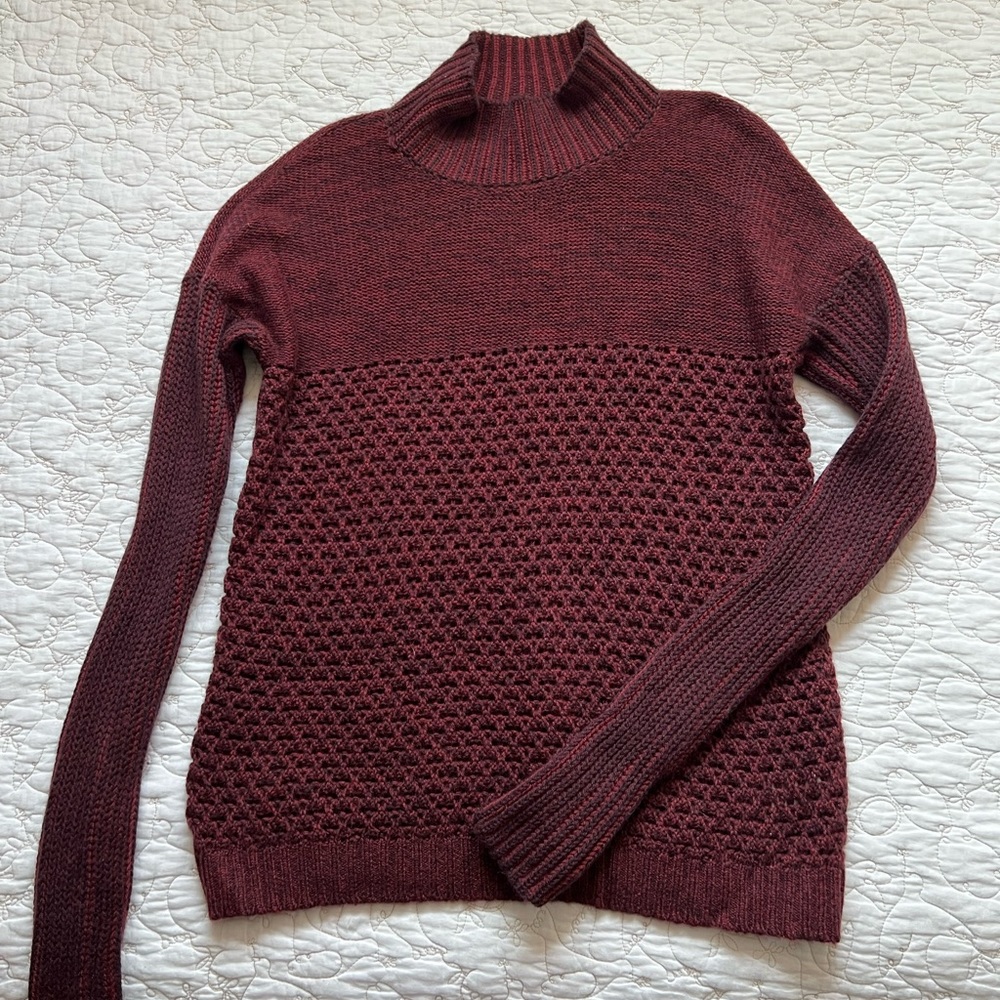 Toad & Co Sweater maroon size M